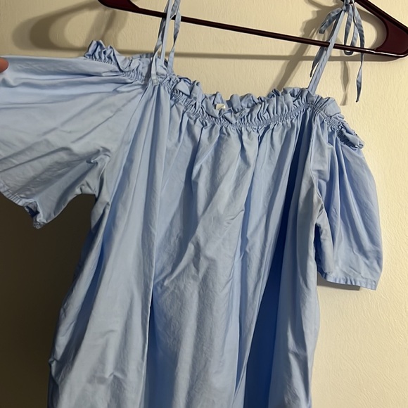 Top - Picture 2 of 3